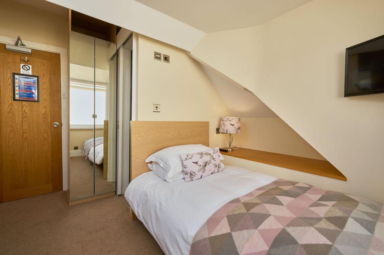 Channel View Boutique Hotel - Adults Only Пейнтън Стая снимка