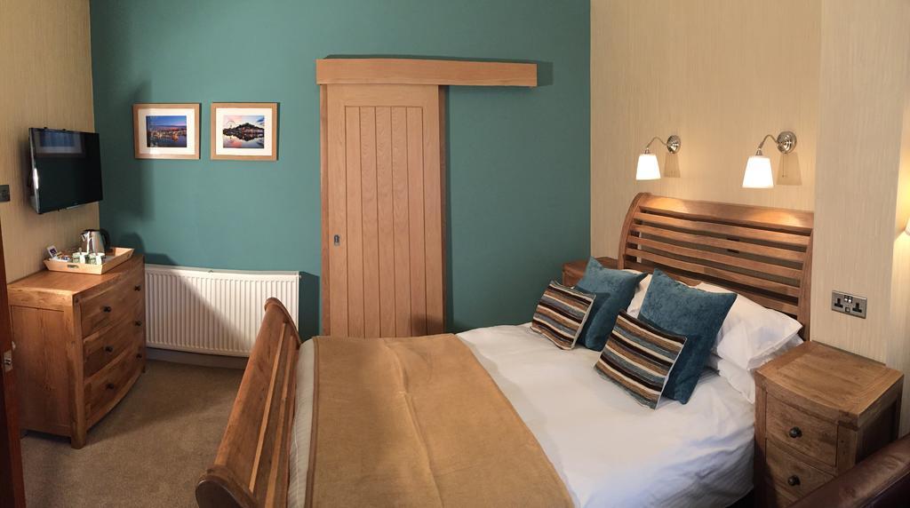 Channel View Boutique Hotel - Adults Only Пейнтън Екстериор снимка